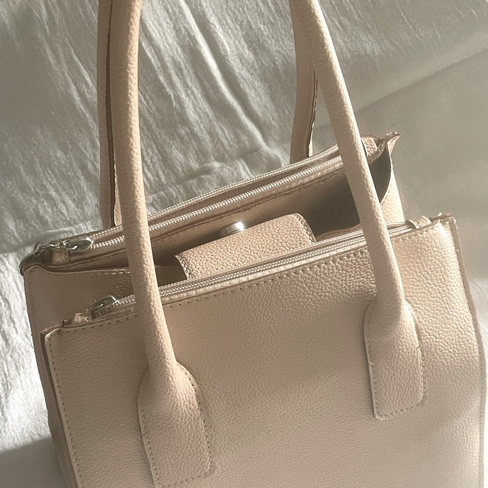 Christian Livingston hand bag.
